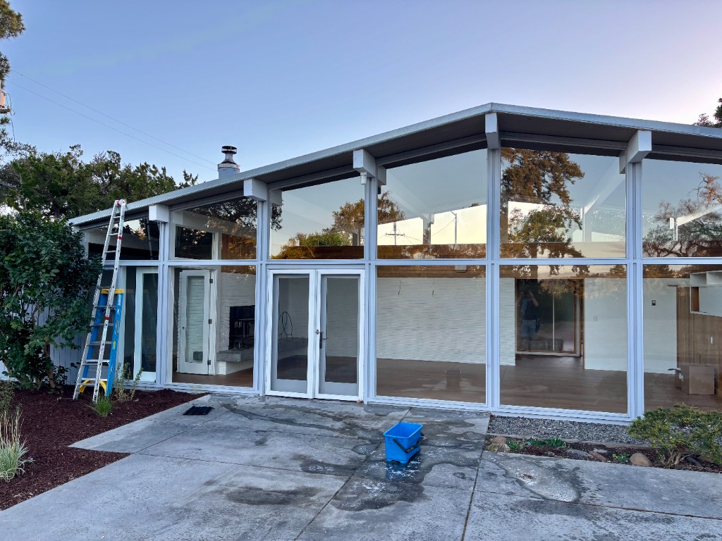 Window Cleaning on Mid-Century Modern Home in Santa Cruz